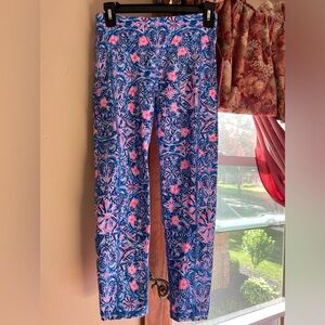 NWT UPF 50 Lily Pulitzer Luxletic leggings weekender mid rise small